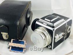 1952 Hasselblad Med. Format 1000F Film Camera With80mm f2.8 Zeiss LensCaseFinder