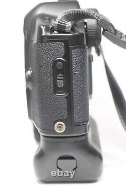 Canon EOS-1 HS 35mm SLR Film Camera Body EF 35-70mm F/3.5-4.5 Zoom Lens