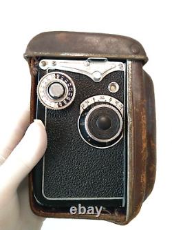 EXC+4 withCase Yashica-D TLR Film Camera Black Yashikor 80mm F3.5 Lens JAPAN