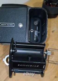 HASSELBLAD 500 CM CAMERA + 80mm Lens + A12 BACK MEDIUM FORMAT FILM Planar Zeiss