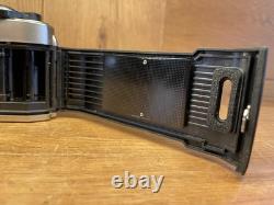 Near Mint Nikon FE10 Film Camera Ai-s Zoom Nikkor 35-70mm F/3.3-4.5 Lens