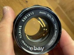 Near Mint Pentax Spotmatic SP Black Film Camera Super Takumar 55mm F/1.8 Lens