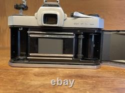Near Mint ++ Pentax Spotmatic SP Film Camera Super Takumar 200m F/4 Telephoto