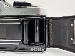 Nikon Fm Slr Film Camera Chrome Silver Body & Non-ai Nikkor 28mm F3.5 Lens Set