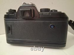 Nikon N2000 35mm SLR Film Camera NIKKOR 50mm 118 Accessories Lens Case