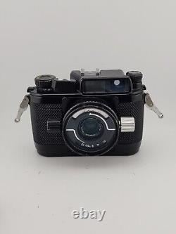 Nikonos III 35mm f2.5 Lens Under Water Film Camera From JAPAN With Accessories