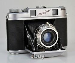 RUSSIAN USSR ISKRA MEDIUM FORMAT 6x6cm CAMERA