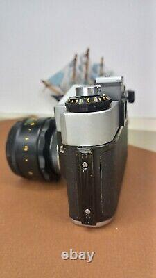 SLR Film Camera 35mm Zenit E Helios-44-2 M42 Lens Vintage USSR used Working phot