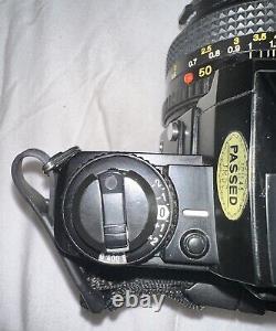 Vintage MINOLTA X-700 35mm Film Camera with Minolta 50mm f/1.7 Lens & Accessories