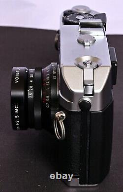 Voigtlander Bessa-R 35mm Film Rangefinder c/w Color-Skopar 35mm f/2.5 Lens Kit